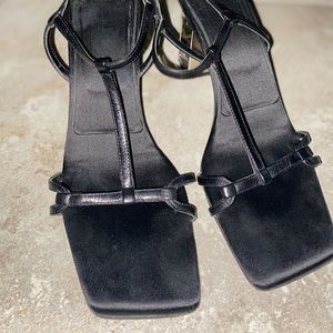 Vintage Fendi 70s Metal Bottom Heels